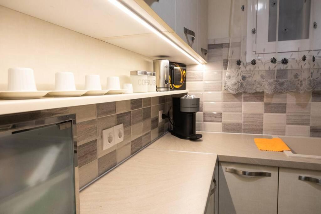 D3 Central Stylish Apartment Volos Exterior foto